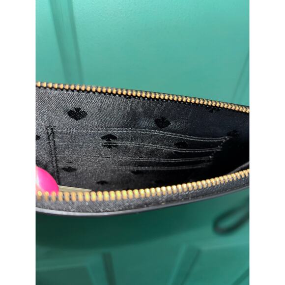 Kate Spade black leather wristlet excellent w - Picture 7 of 9